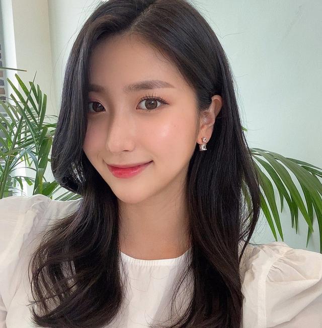 余姚太原伴游小姐姐