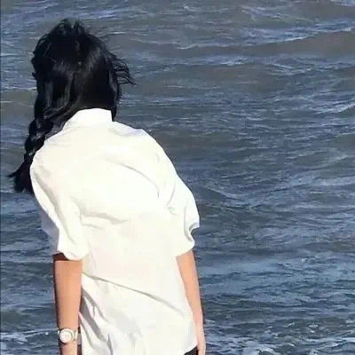 余姚伴游女生武映颖的资料