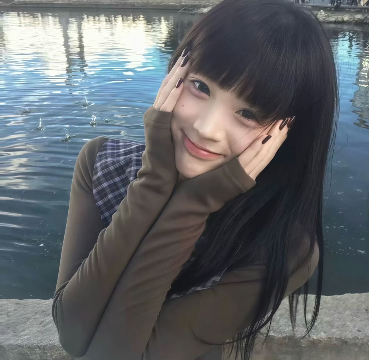 北京伴游女生颜雪的资料