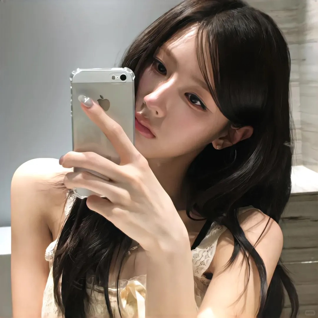 北京伴游女生Zoe周依的资料